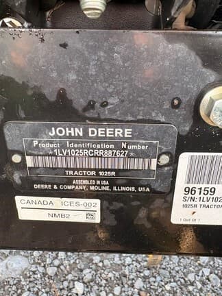 Image of John Deere 1025R equipment image 2