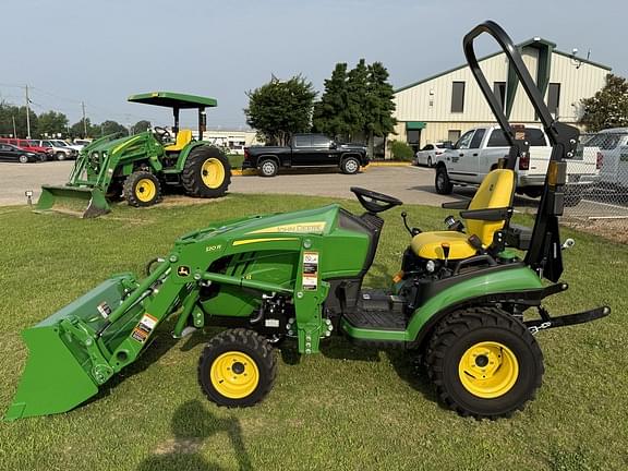 Image of John Deere 1025R equipment image 1