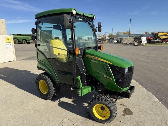 Image of John Deere 1025R equipment image 2