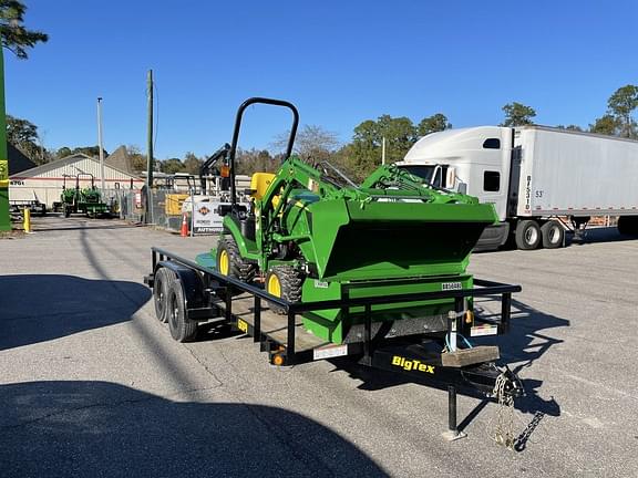 Image of John Deere 1025R equipment image 2