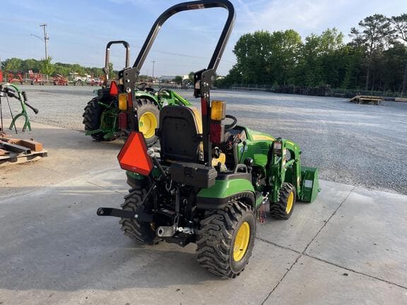 Image of John Deere 1025R equipment image 2