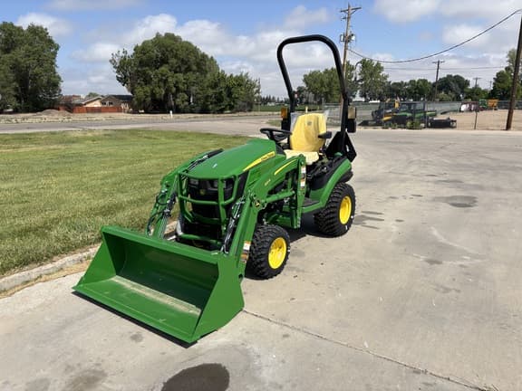 Image of John Deere 1025R equipment image 1