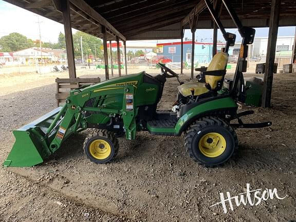 Image of John Deere 1025R equipment image 1