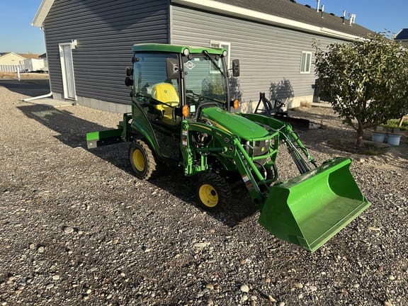 2024 John Deere 1025R Equipment Image0