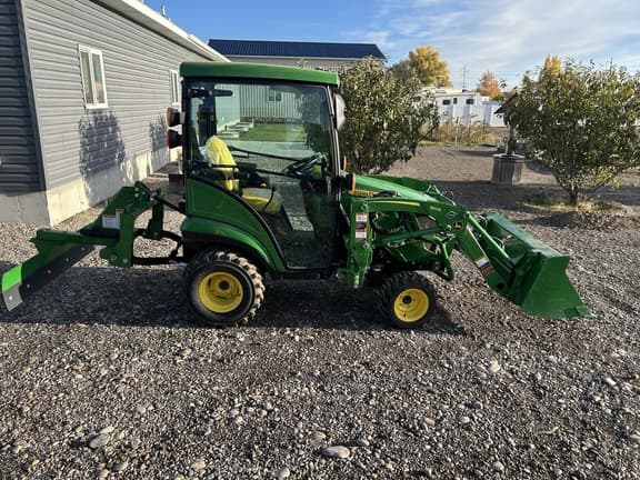 Image of John Deere 1025R equipment image 4