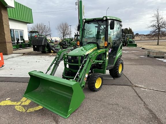 Image of John Deere 1025R equipment image 1