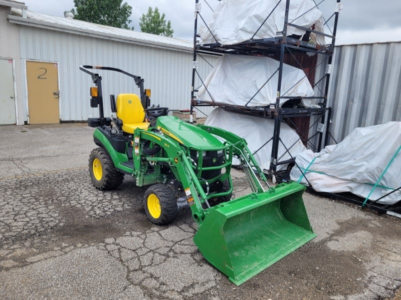 2024 John Deere 1025R Equipment Image0