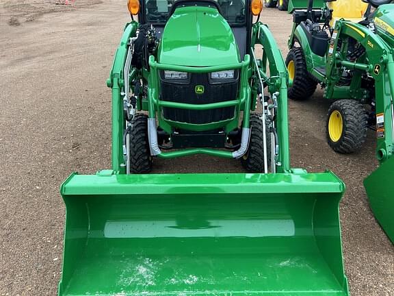 Image of John Deere 120R equipment image 3