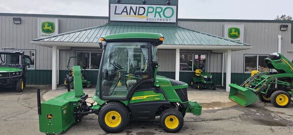 Image of John Deere 1585 Primary image