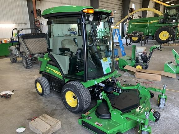 Image of John Deere 1585 equipment image 1