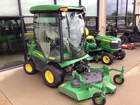 Image of John Deere 1585 Primary image