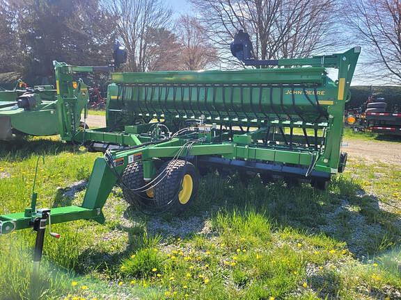 Image of John Deere 1590 equipment image 2