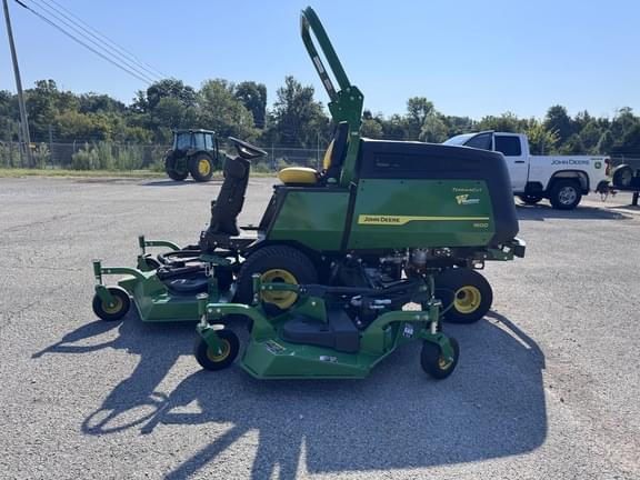 Image of John Deere 1600 equipment image 2