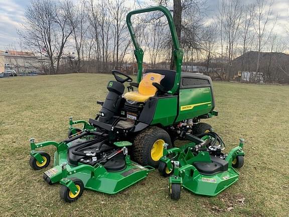 Image of John Deere 1600 Primary image