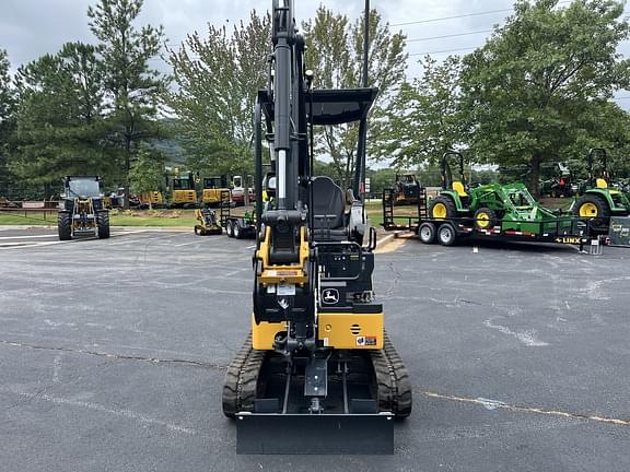 Image of John Deere 17P equipment image 1