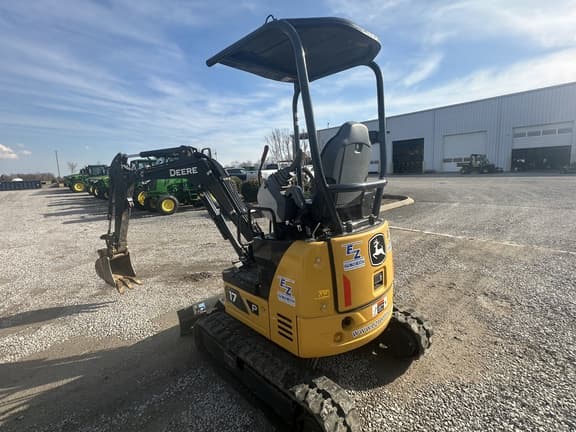 Image of John Deere 17P equipment image 3
