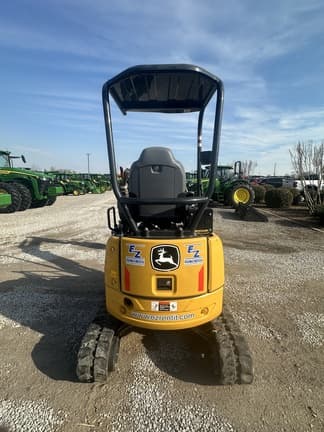 Image of John Deere 17P equipment image 2