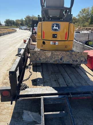 Image of John Deere 17P equipment image 4