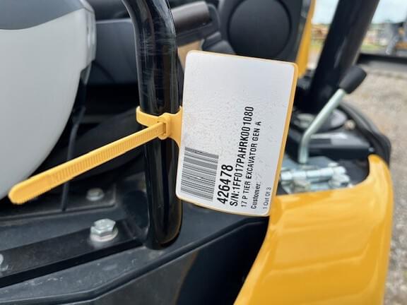 Image of John Deere 17P equipment image 3