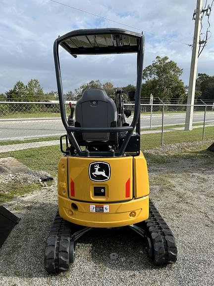 Image of John Deere 17P equipment image 3