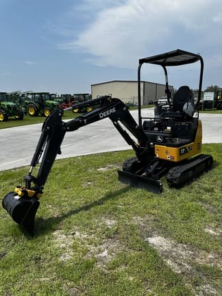 2025 John Deere 17P Equipment Image0