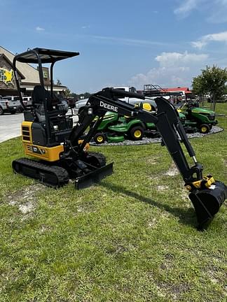 Image of John Deere 17P equipment image 1