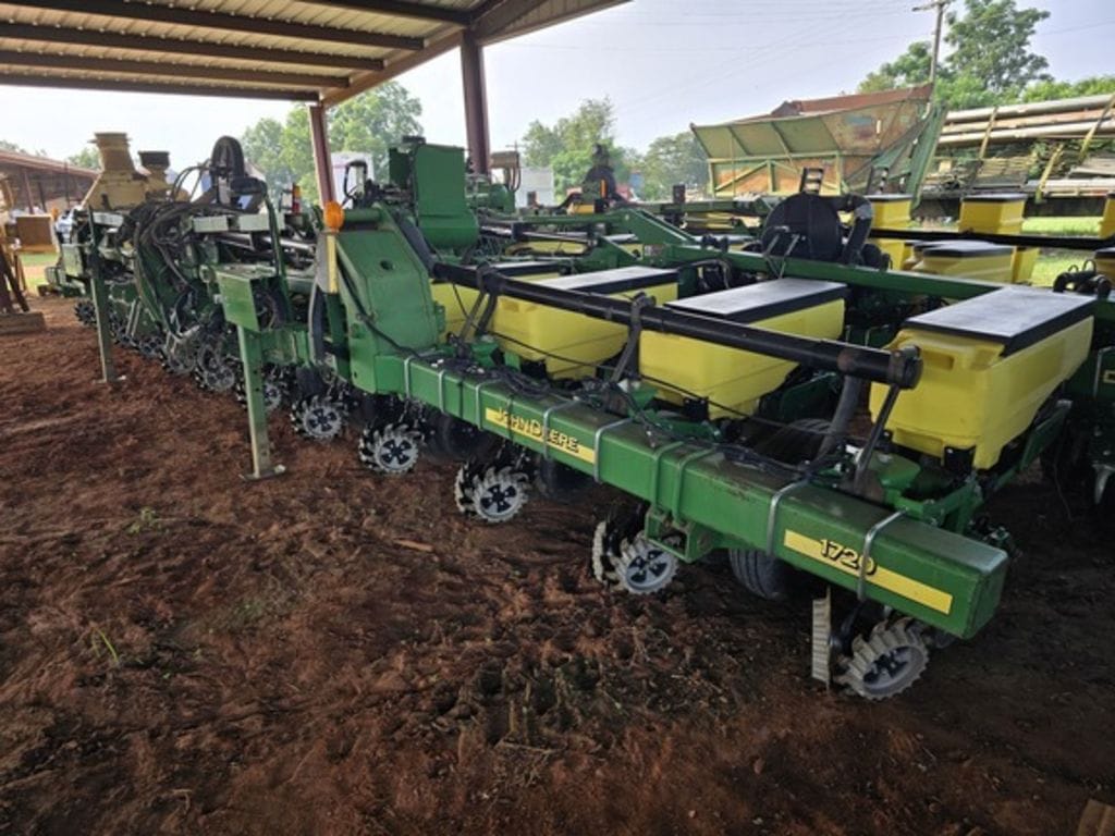 2024 John Deere 1720 Equipment Image0