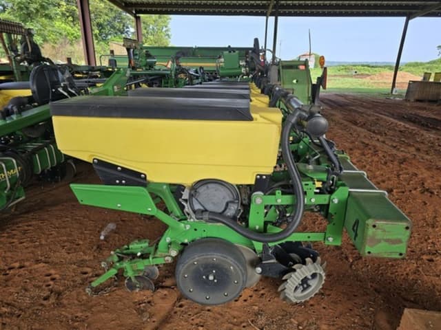 Image of John Deere 1720 equipment image 3