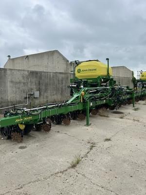 2024 John Deere 1725C Image