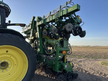 Main image John Deere 1725C