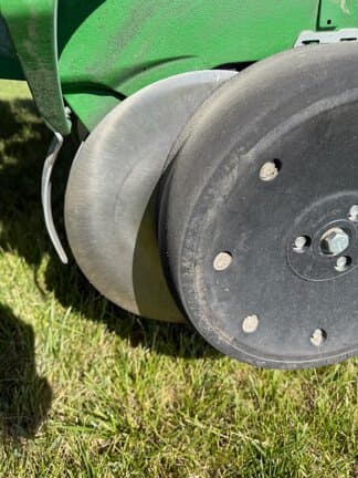Image of John Deere 1765 equipment image 2