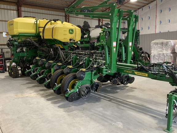 Main image John Deere 1775