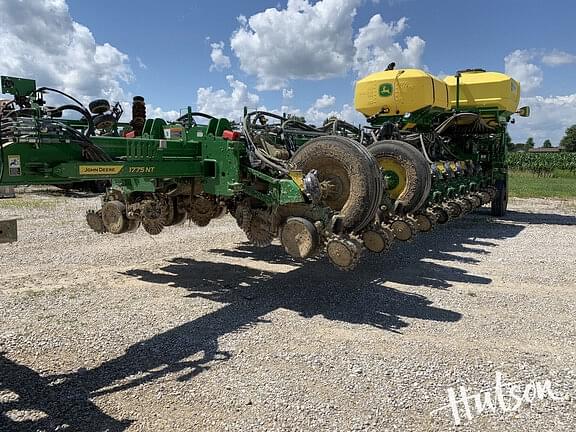 Image of John Deere 1775 equipment image 2