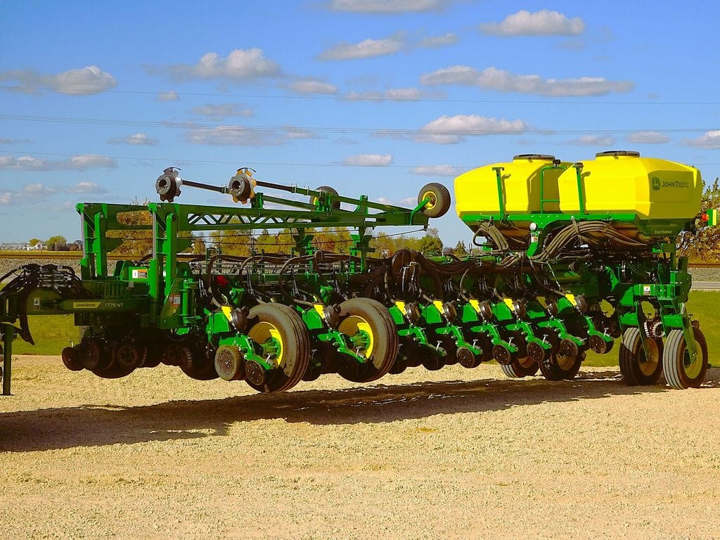 2024 John Deere 1775 Equipment Image0