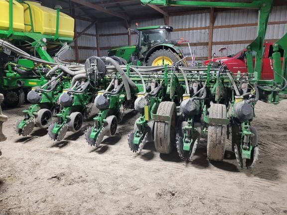 2024 John Deere 1775 Equipment Image0
