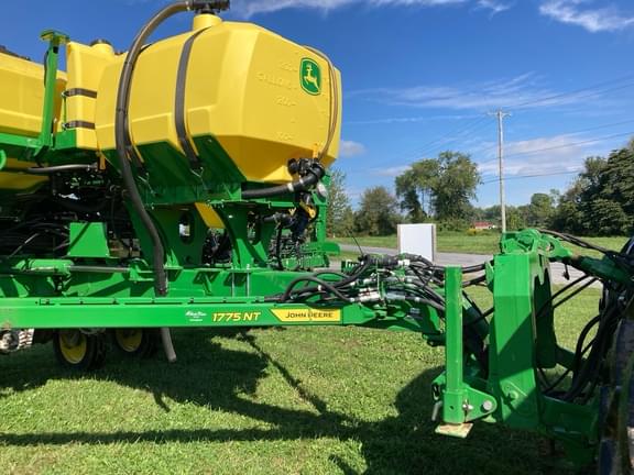 Image of John Deere 1775 Primary image
