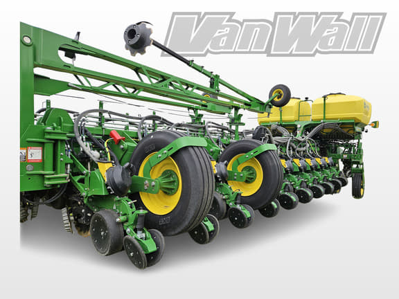 Image of John Deere 1775 Primary image