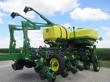 2024 John Deere 1775 Equipment Image0