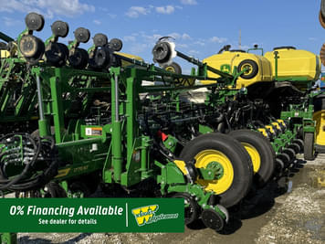 Main image John Deere 1775