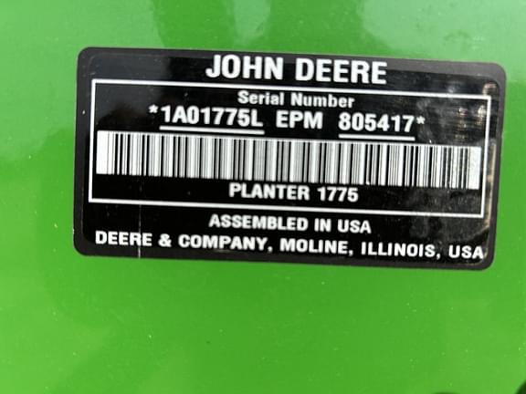 Image of John Deere 1775 equipment image 4