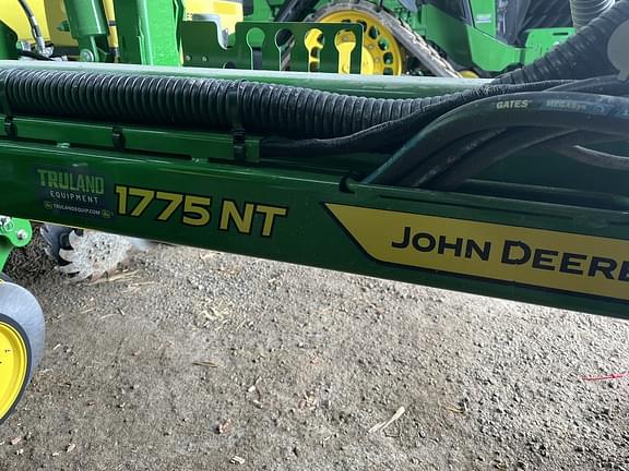 Image of John Deere 1775 equipment image 2