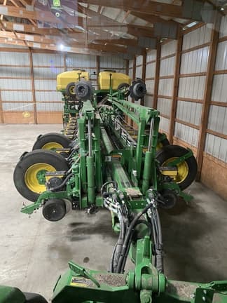 Image of John Deere 1775 Primary image
