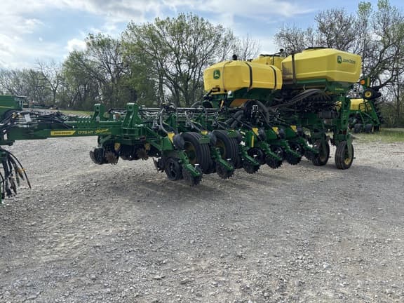 Image of John Deere 1775 Primary image