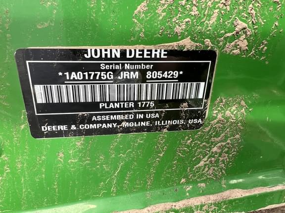 Image of John Deere 1775 equipment image 1