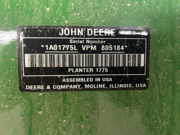 Image of John Deere 1775 equipment image 1