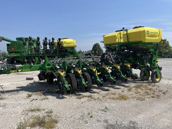 Image of John Deere 1775 equipment image 2