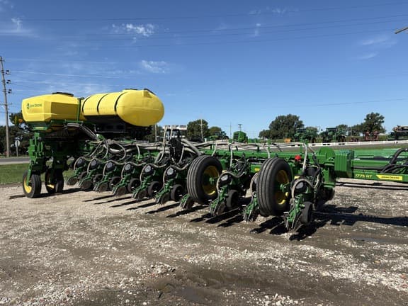 Image of John Deere 1775 Primary image