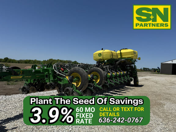 Main image John Deere 1775