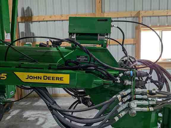 Image of John Deere 1795 equipment image 3