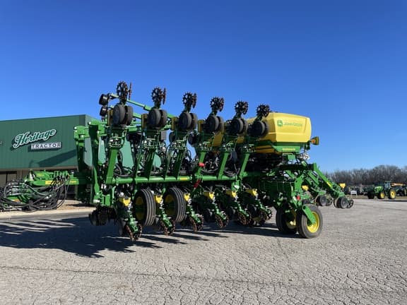 Image of John Deere 1795 Primary image